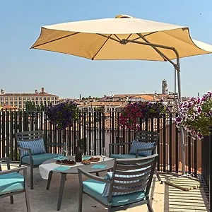 https://ca-venar.hotelslidodijesolo.com